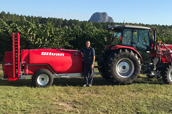 Episode 010 Custard Apple Grower Dan De Clara